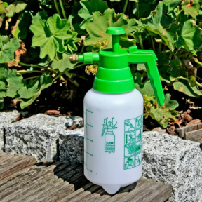 Градинска ръчна пръскачка - 2 литра