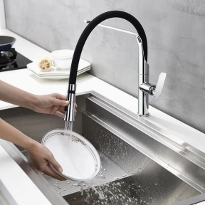 Едноръкохватков смесител за кухня Majestic