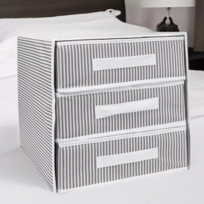 Текстилен органайзер с 3 чекмеджета - 32x32x32 см. Текстилен органайзер с 3 чекмеджета - 32x32x32 см.