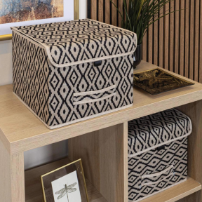 Органайзер за съхранение с капак - 30x30x23 см. Органайзер за съхранение с капак - 30x30x23 см.