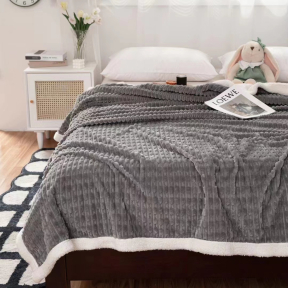 Плюшено топло одеяло - сиво