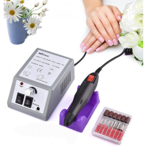 Професионален комплект за маникюр и педикюр LINA Професионален комплект за маникюр и педикюр LINA